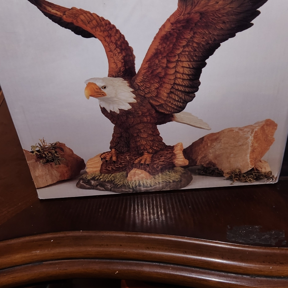 2 porcelain eagles still in box